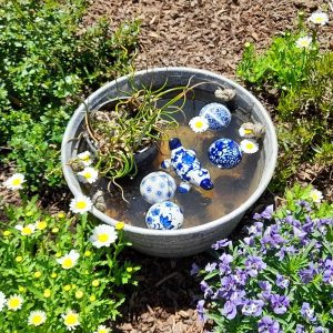 Water feature kit blue white balls and platypus